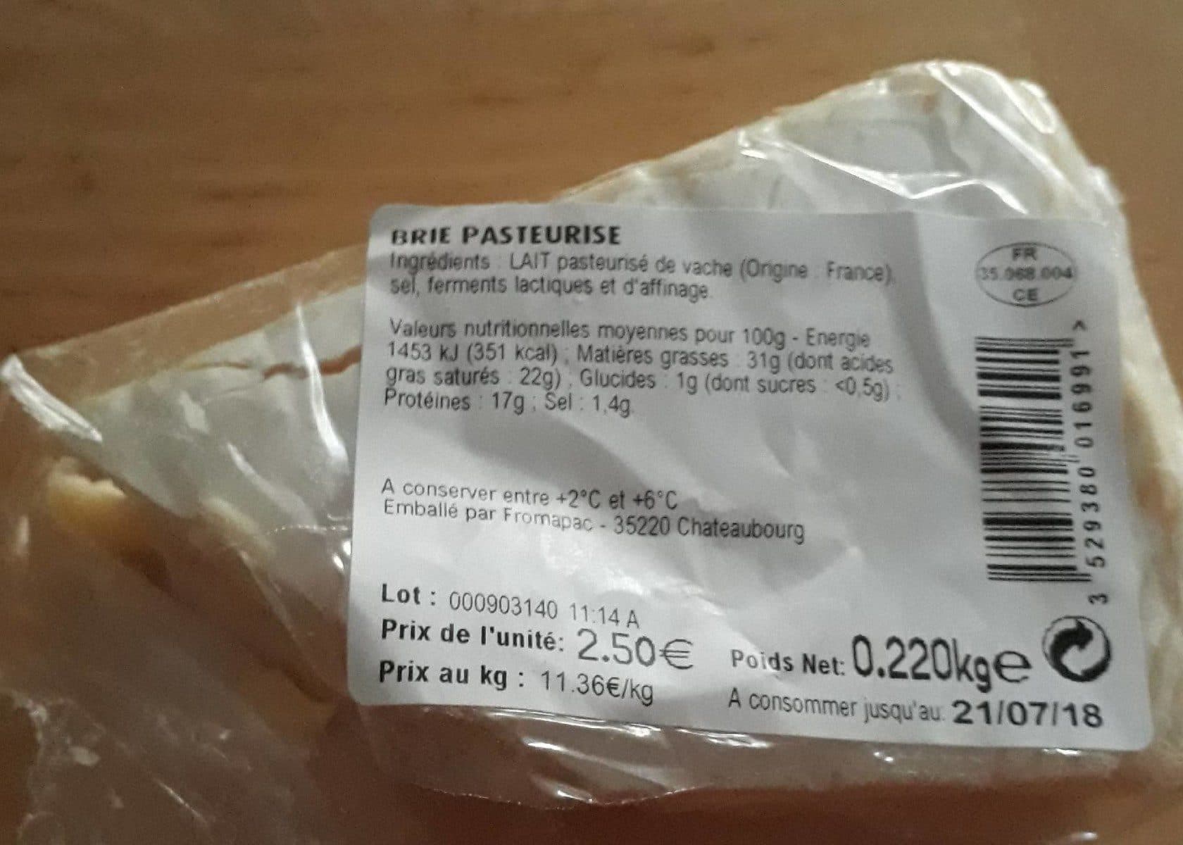 Fromapac Brie Pasteurisé packshot