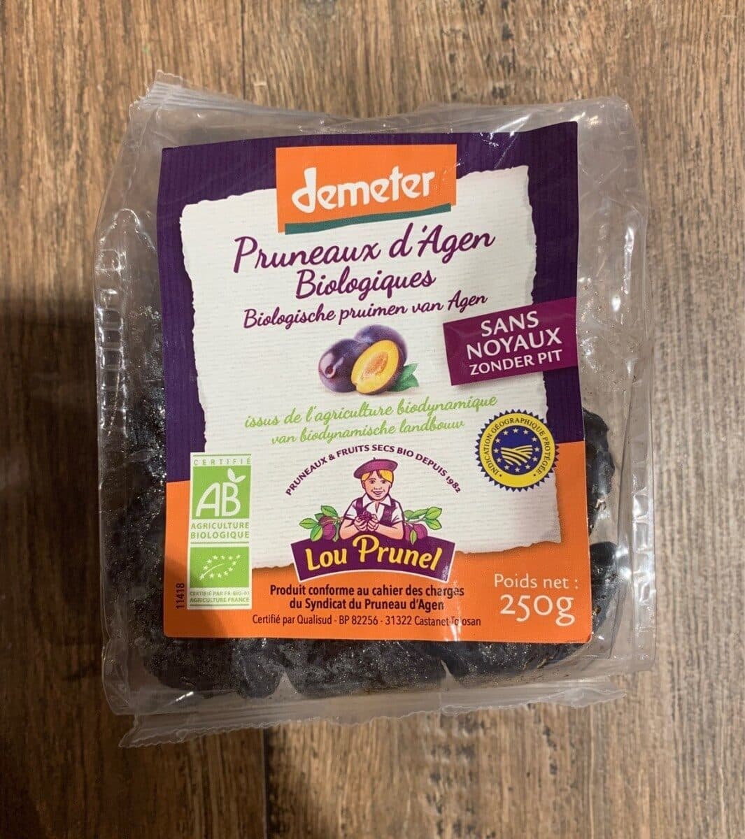 Lou Prunel Pruneaux dénoyautés pasteurisés réhydratés à 35% d’humidité calibre géant 33/44 (250 GR) packshot
