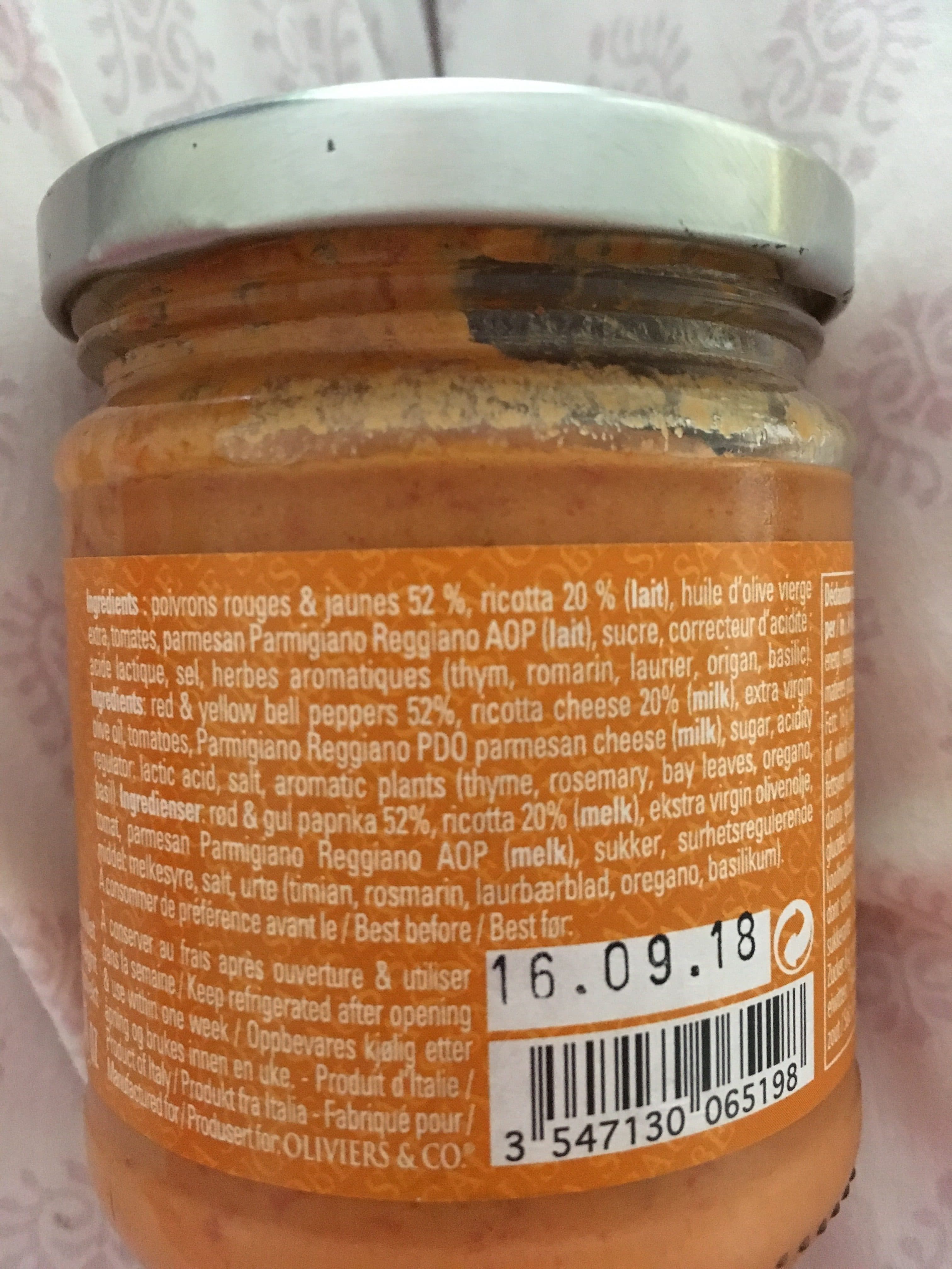 O&Co Pesto ai peperoni packshot