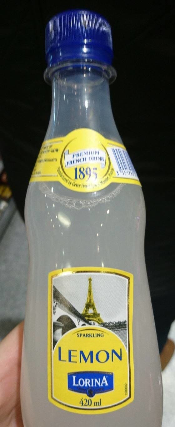 Lorina Sparkling lemon packshot