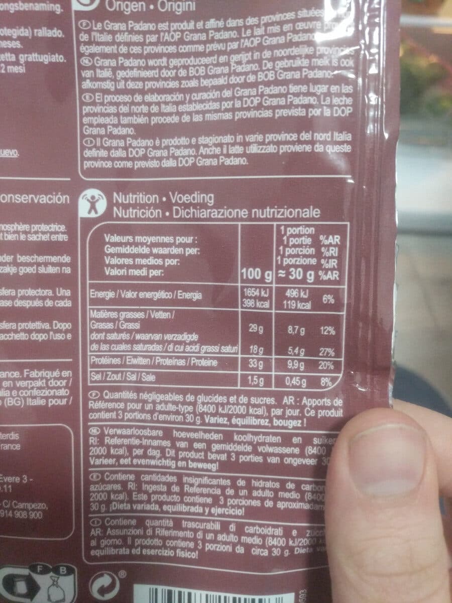 Carrefour Queso rallado Grana Padano packshot