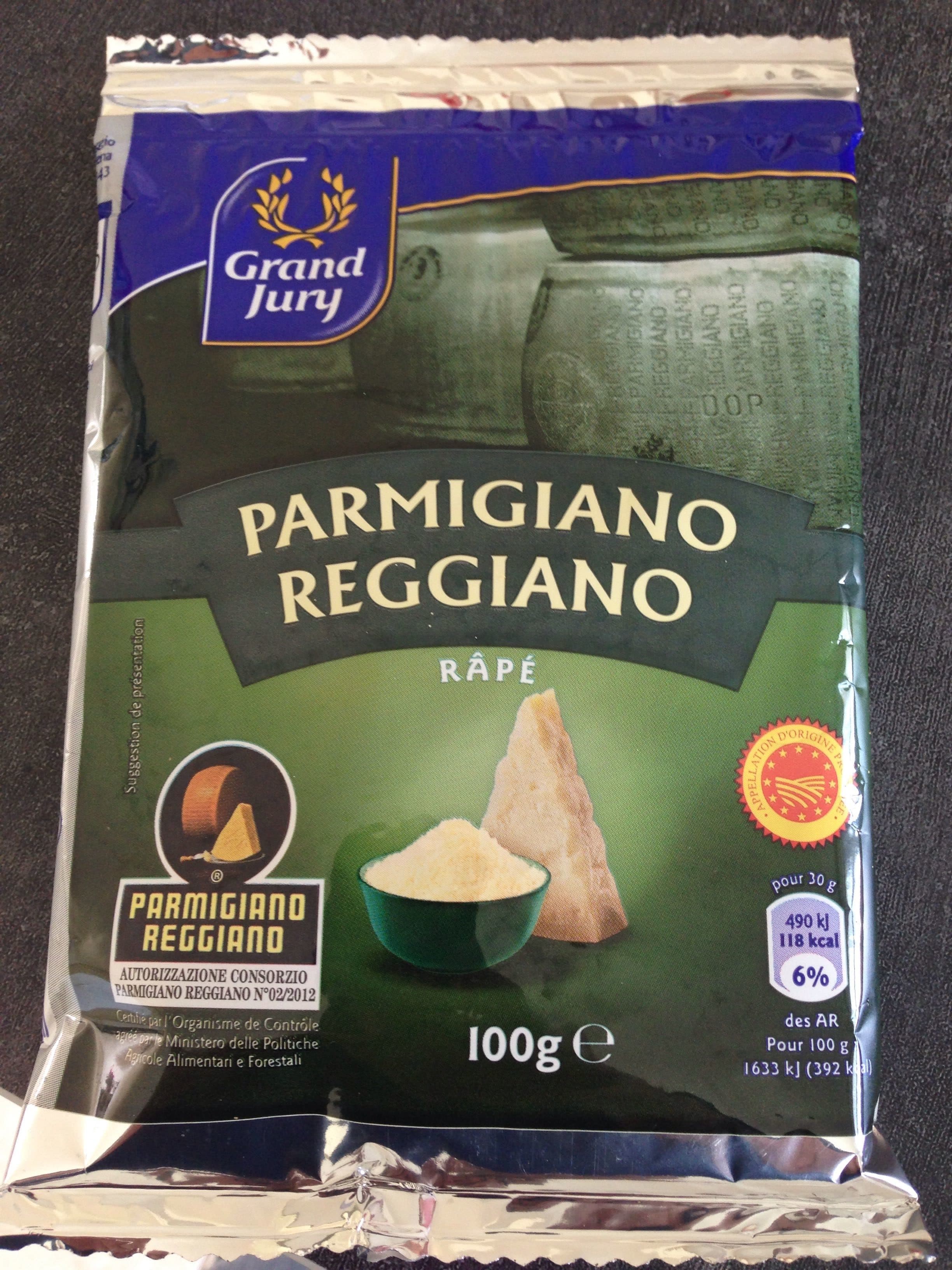 Grand jury Parmigiano reggiano râpé packshot