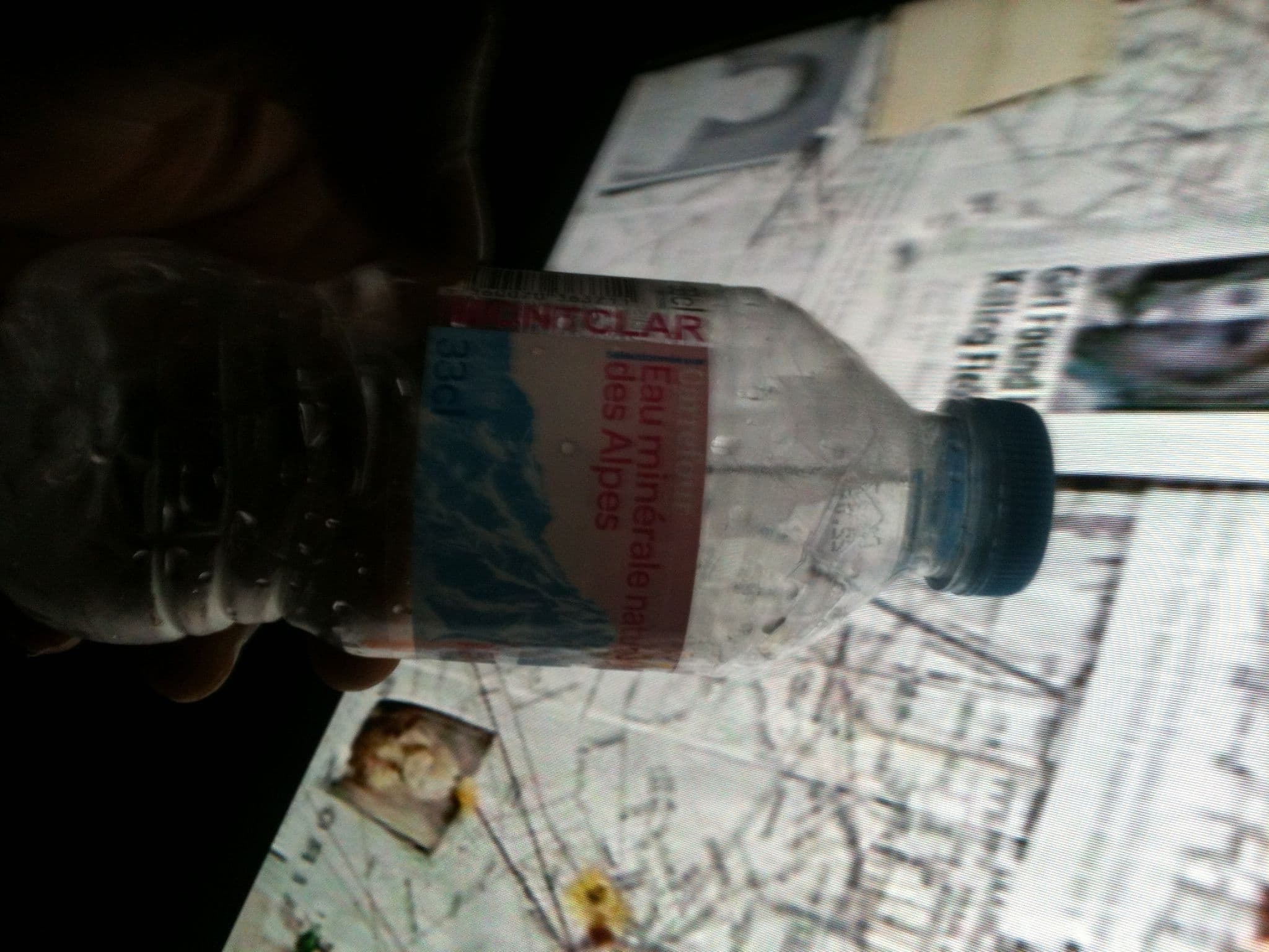 Carrefour Eau minerale naturelle des alpes packshot