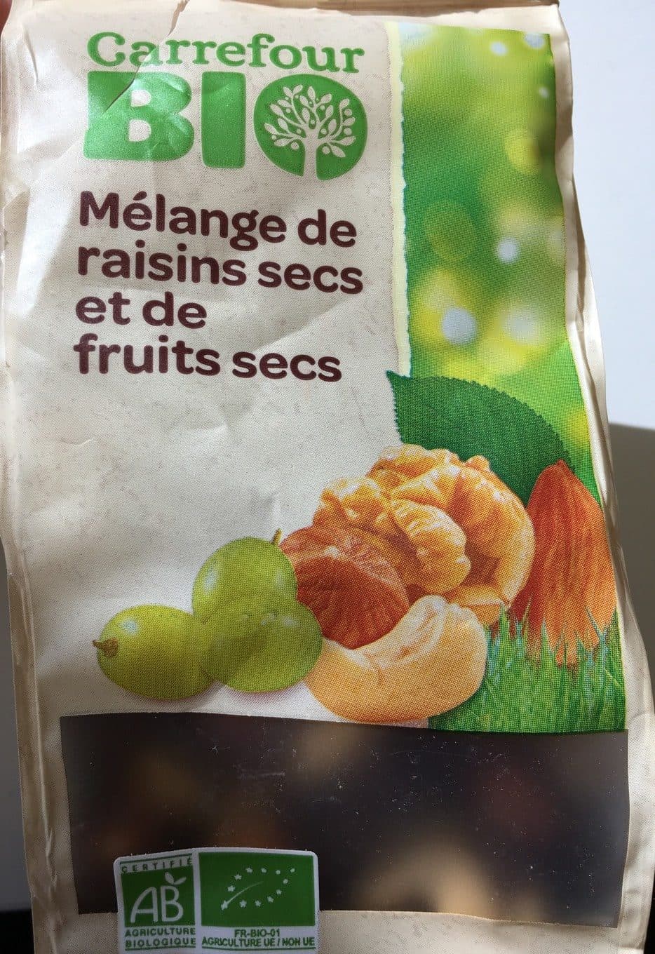 Carrefour Mélange de raisins secs et de fruits secs packshot