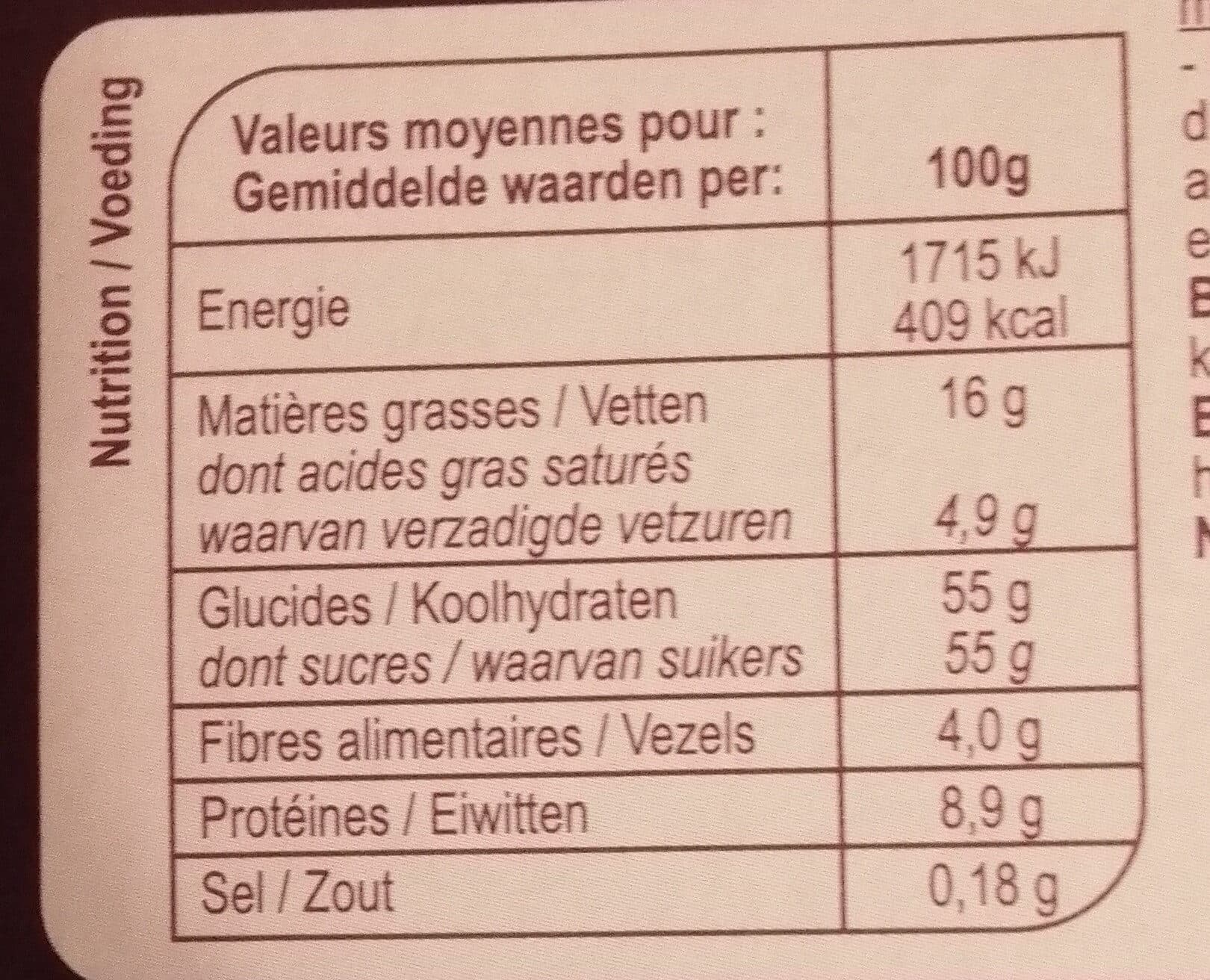 Carrefour 12 MACARONS framboise, pistache, vanille, citron, chocolat, caramel au beurre salé packshot
