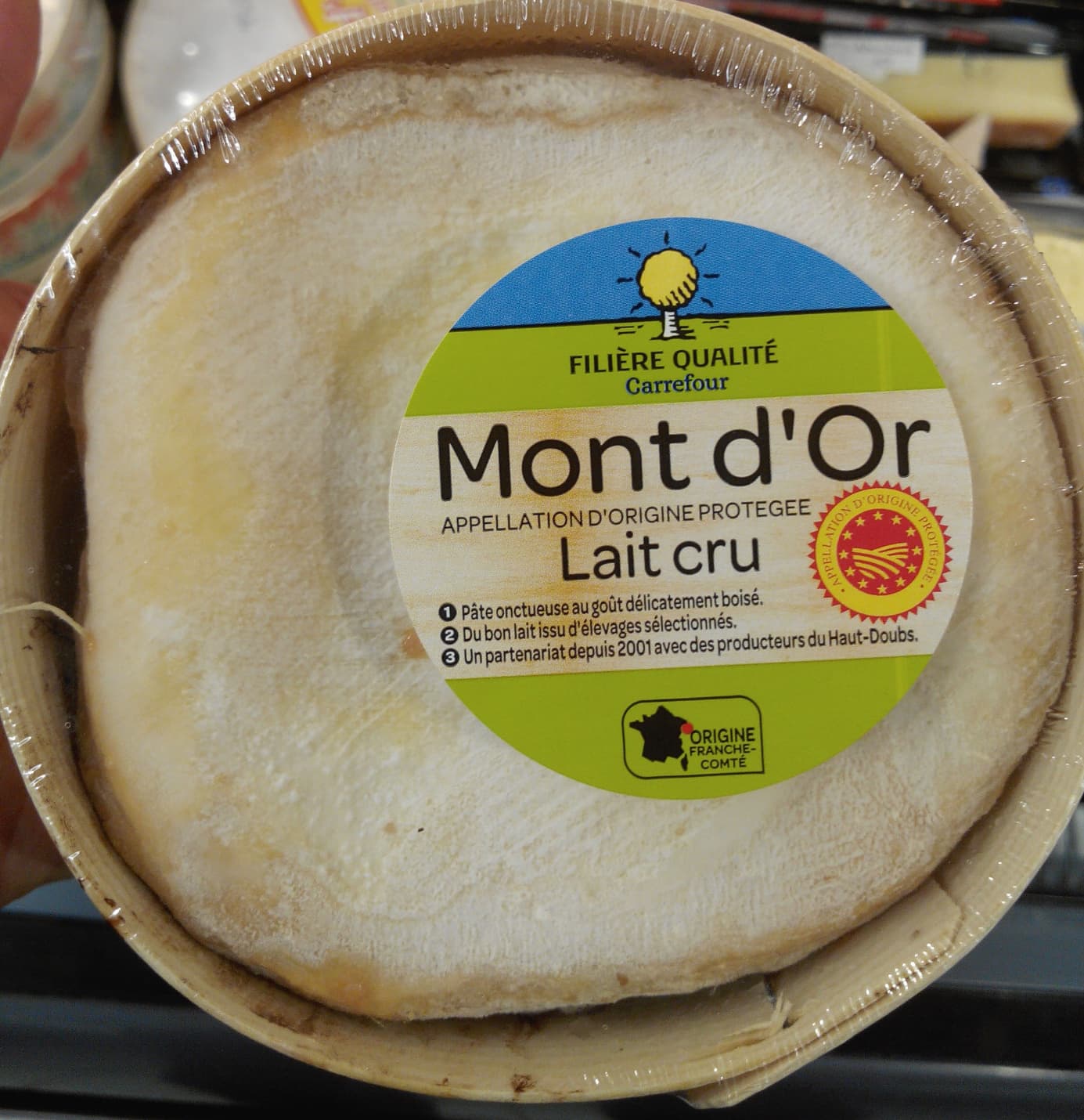 Carrefour Mont d'Or Lait cru packshot