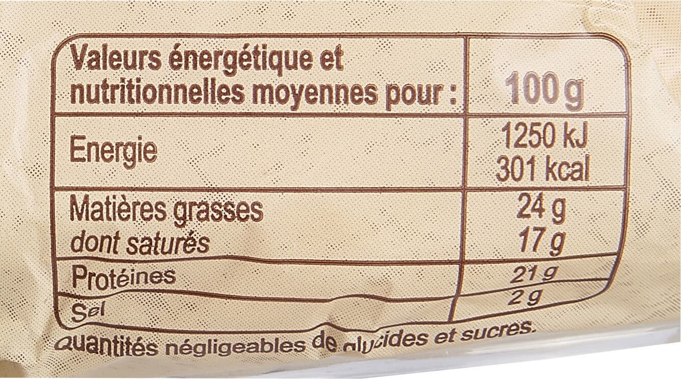 Carrefour BIO Petit Munster AOP au lait du parc naturel packshot
