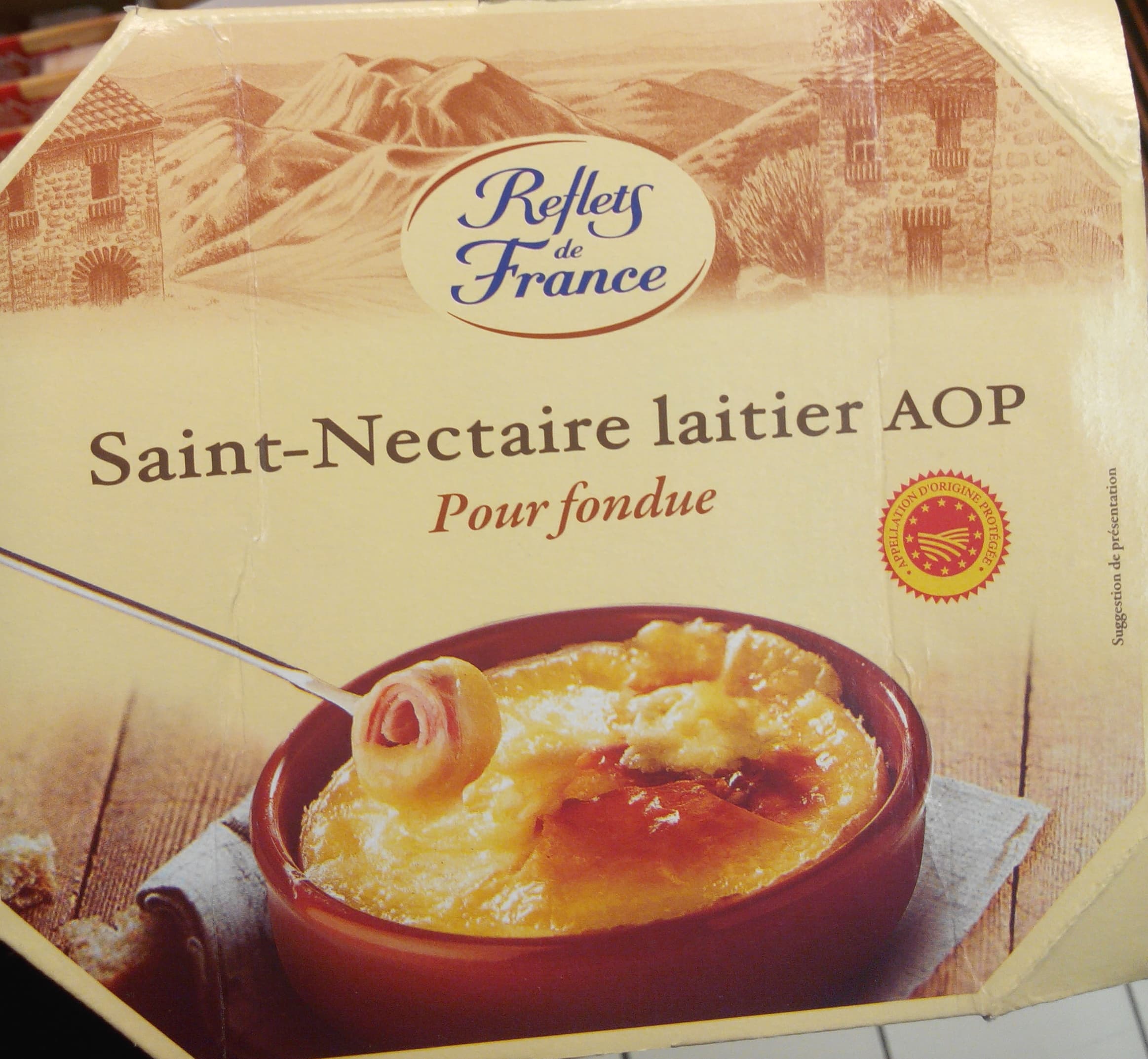 Reflets de France Saint-Nectaire laitier AOP pour fondue (27% MG) packshot