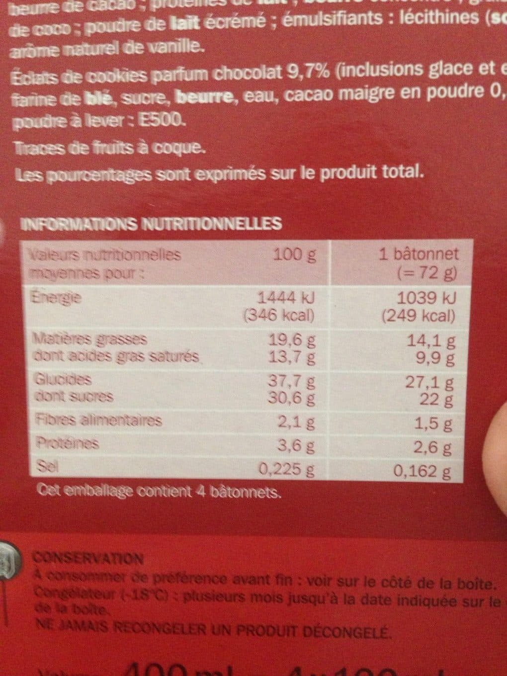 Marque Repère Trium chocolat au lait et cookies enrobage chocolat noir packshot