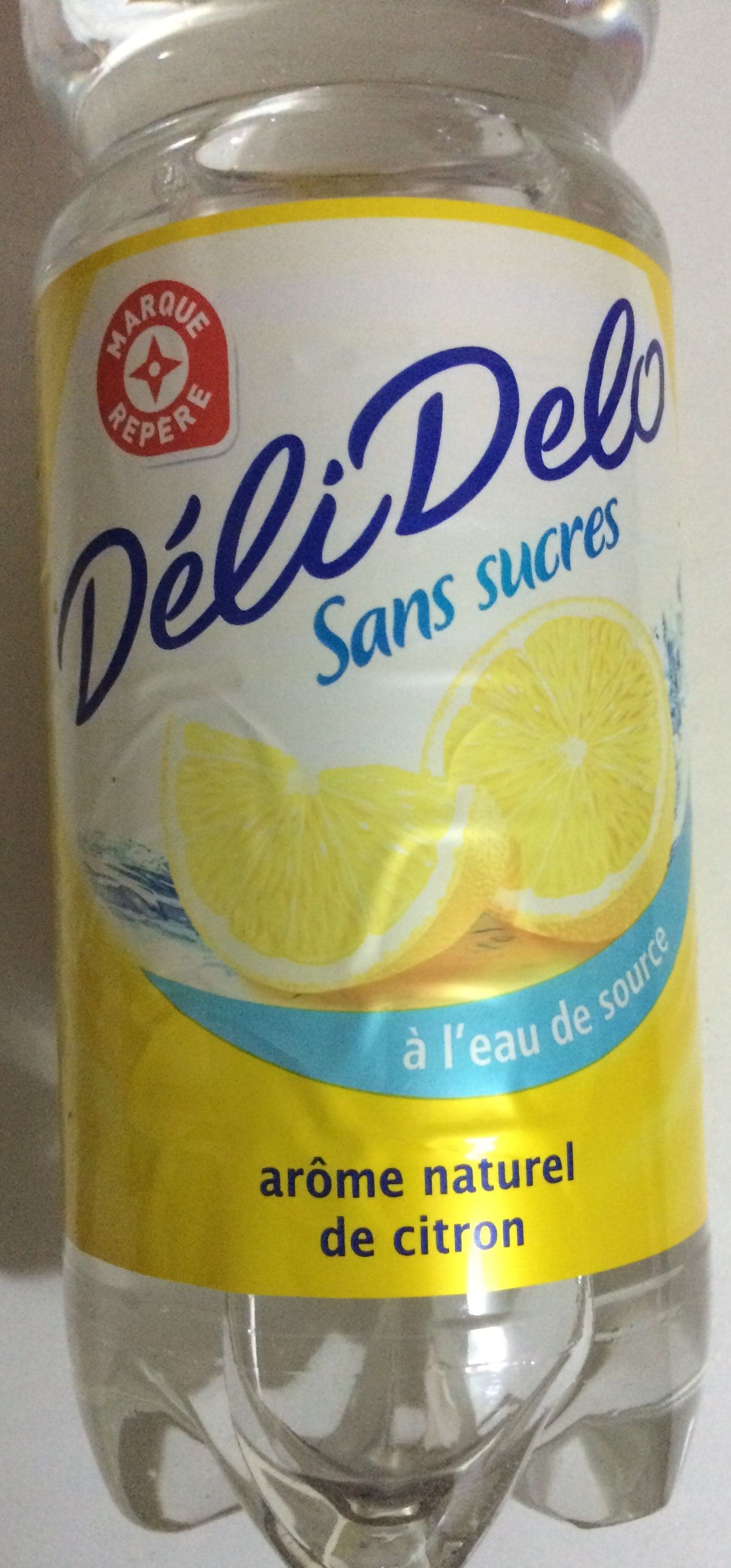 Marque Repère Boisson eau de source arôme naturel de citron sans sucres packshot
