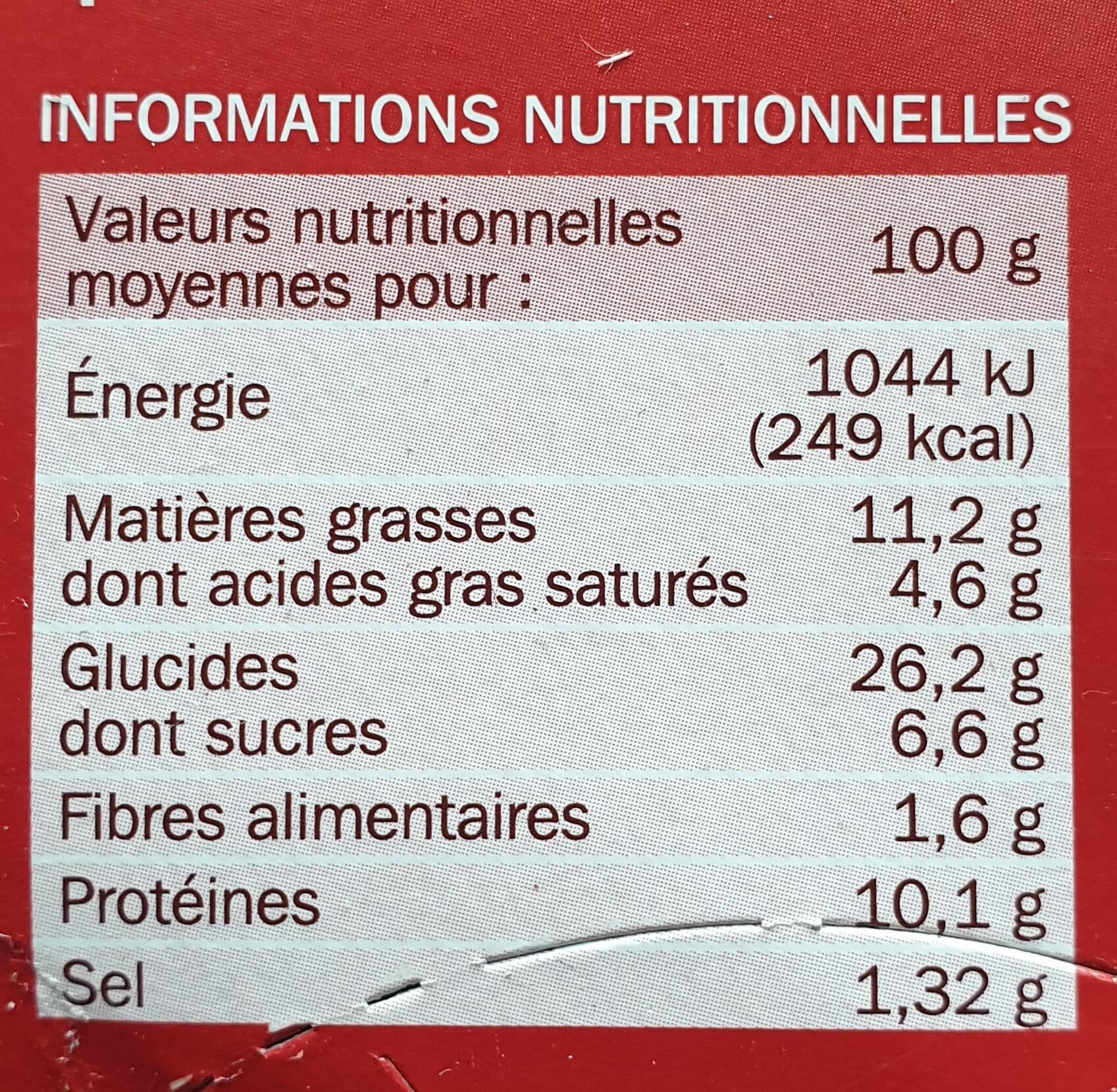 Marque Repère Pizza tasty crust fourrée à la saucisse packshot