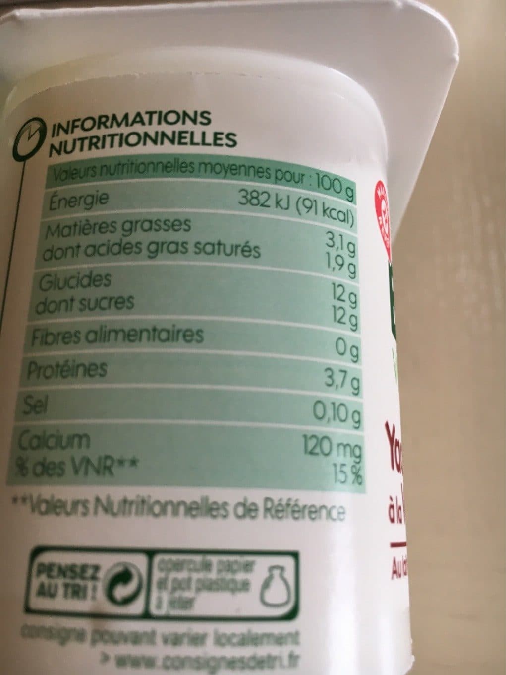 Bio Village Yaourt à la vanille au lait entier BIO packshot