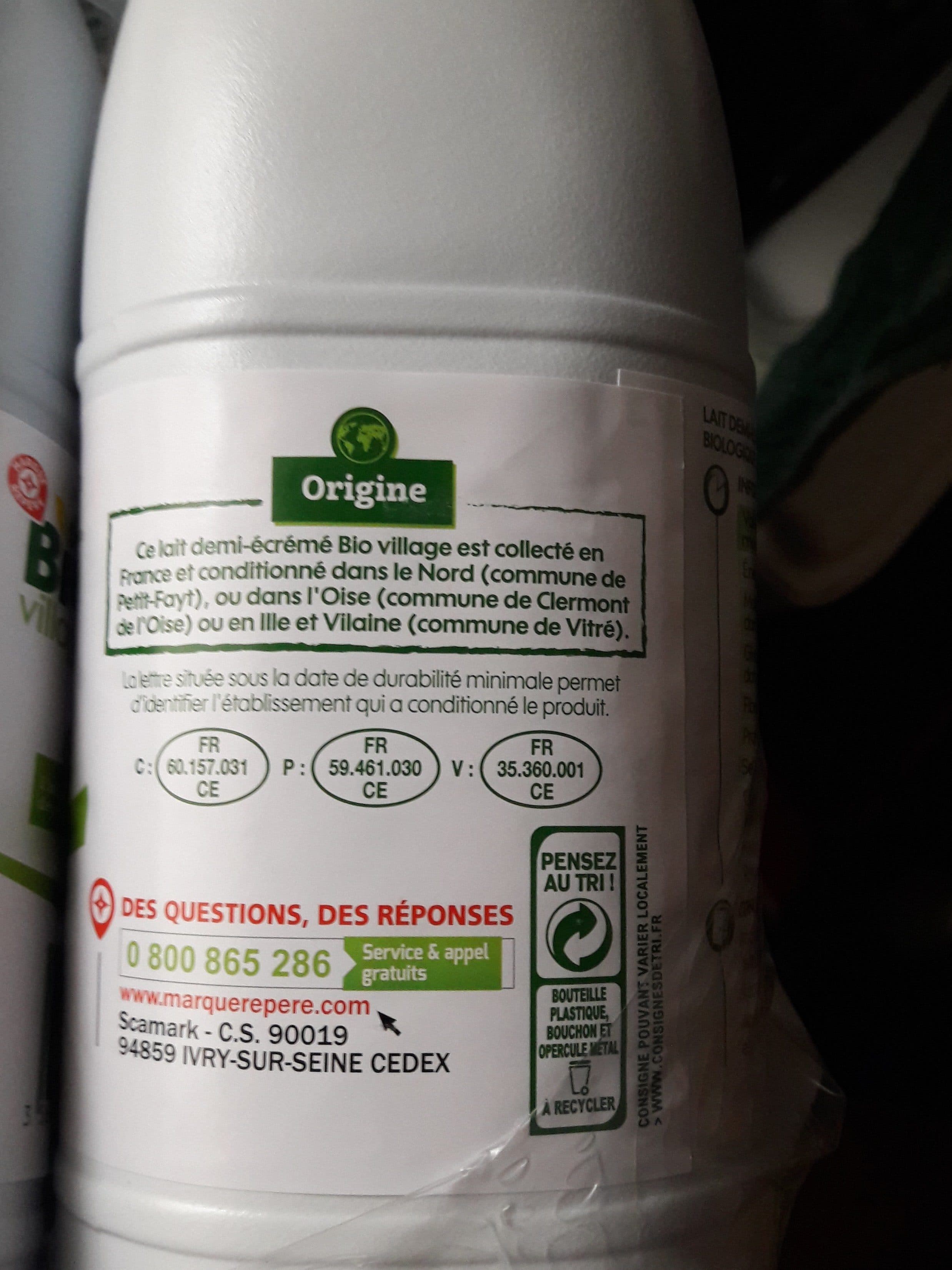 Marque Repère Lait bio village packshot
