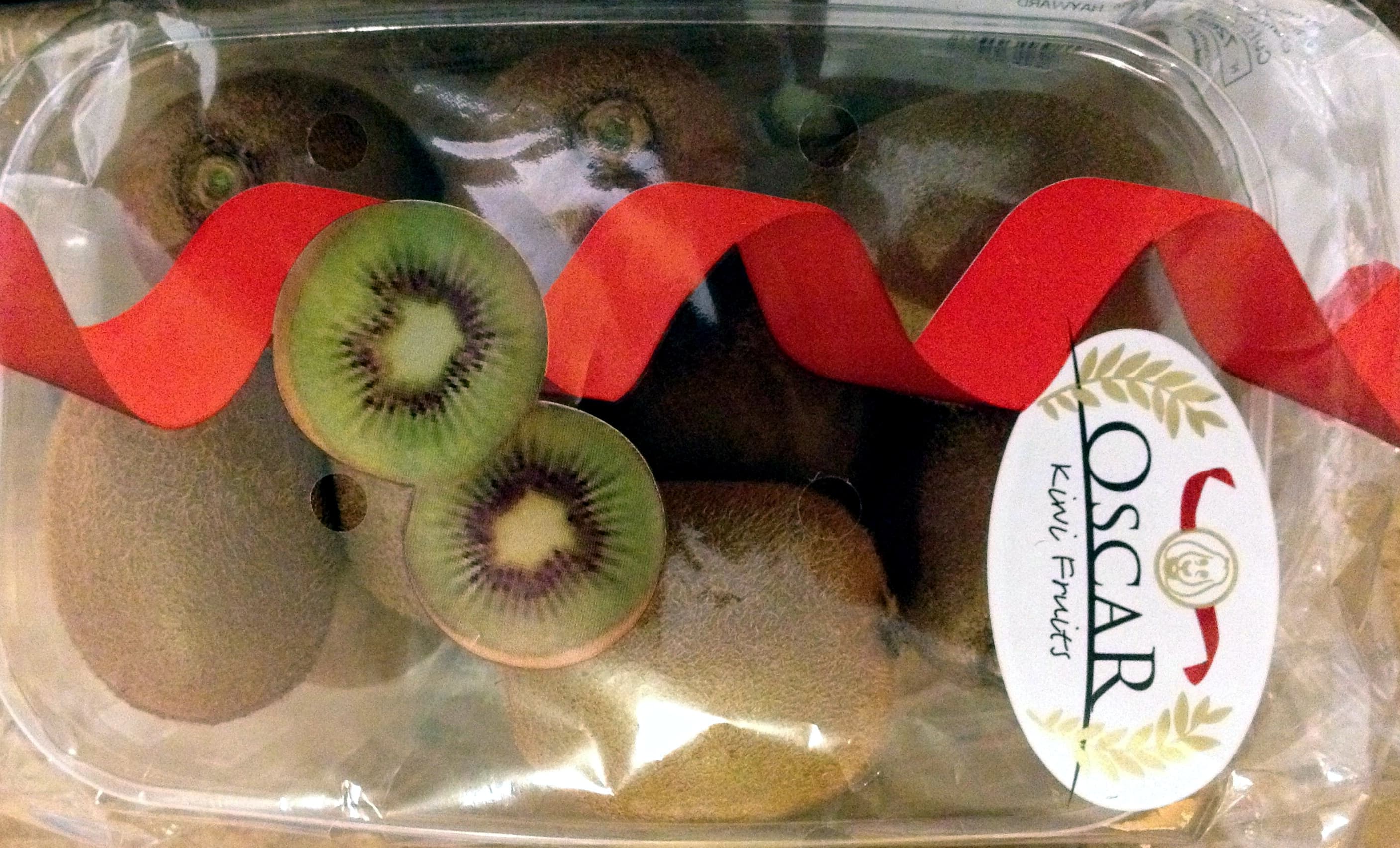 Oscar Kiwi fruit packshot