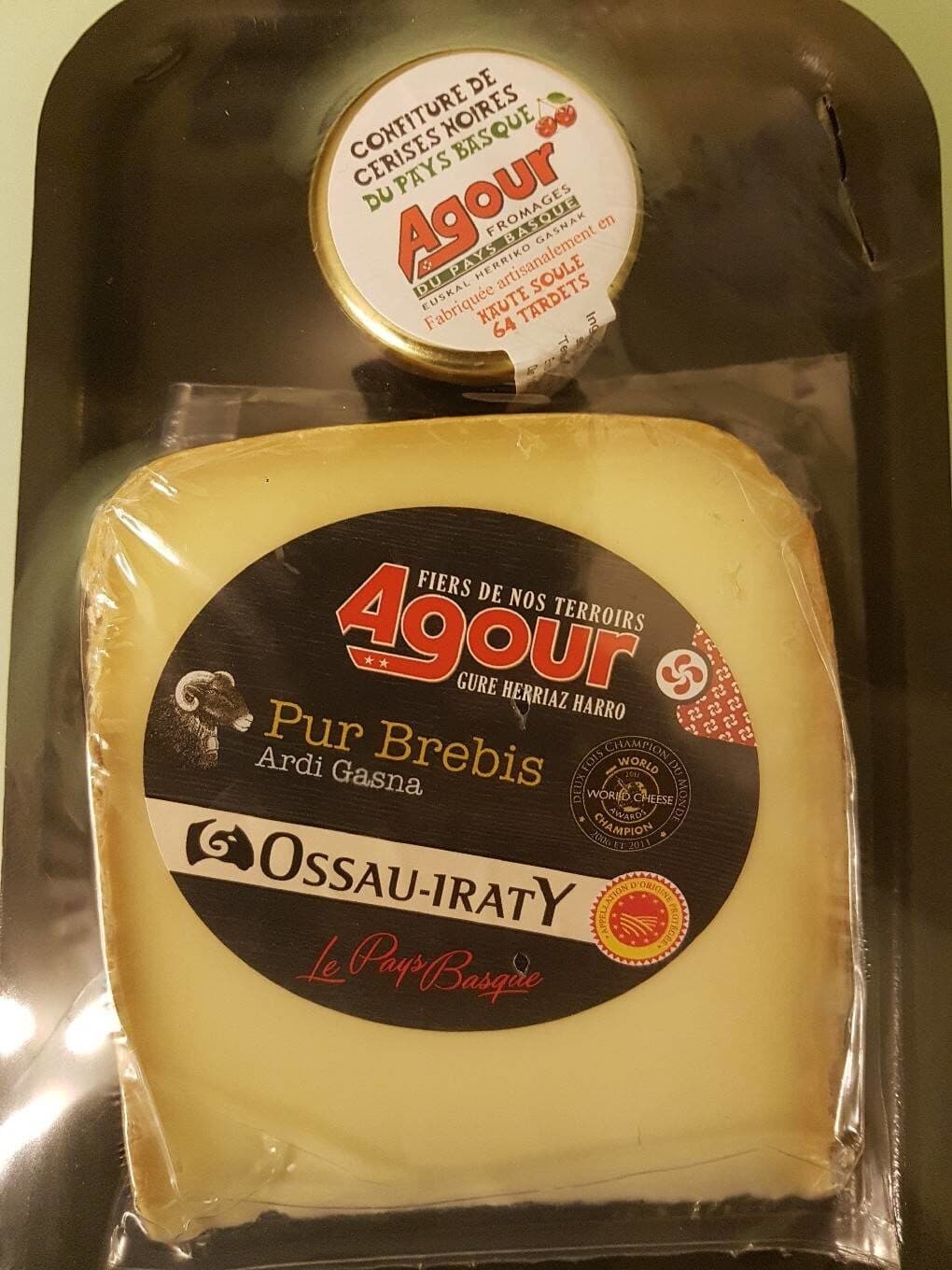 Agour Fromage pur brebis Ossau Iraty et confiture cerise noire packshot