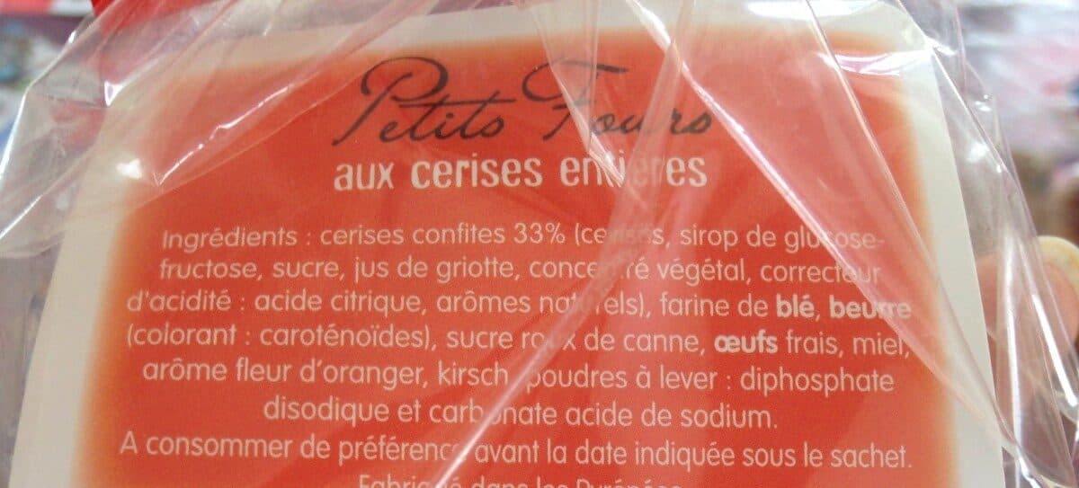 Les Gourmandises De Mireille Petits fours aux cerises entières packshot