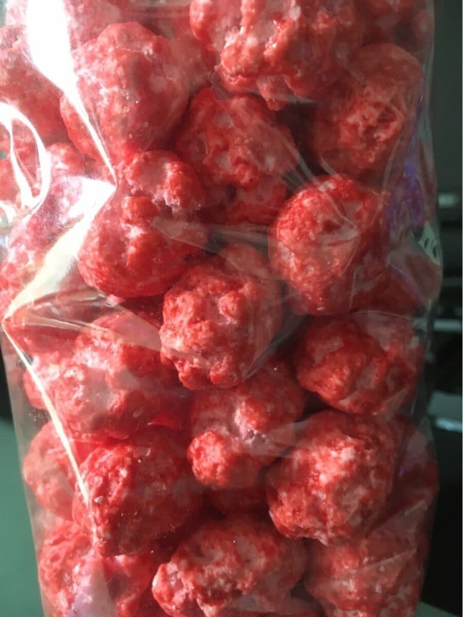 Saint Genix Pralines Entières Rouges Sachet packshot
