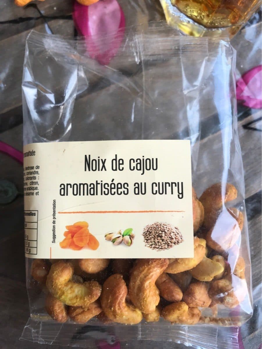 Open Food Facts noix de cajou aromatisee au curry packshot