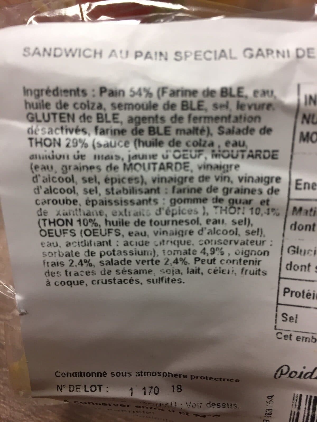 Poulaillon Le casse croute pavé thon nicois crudité packshot