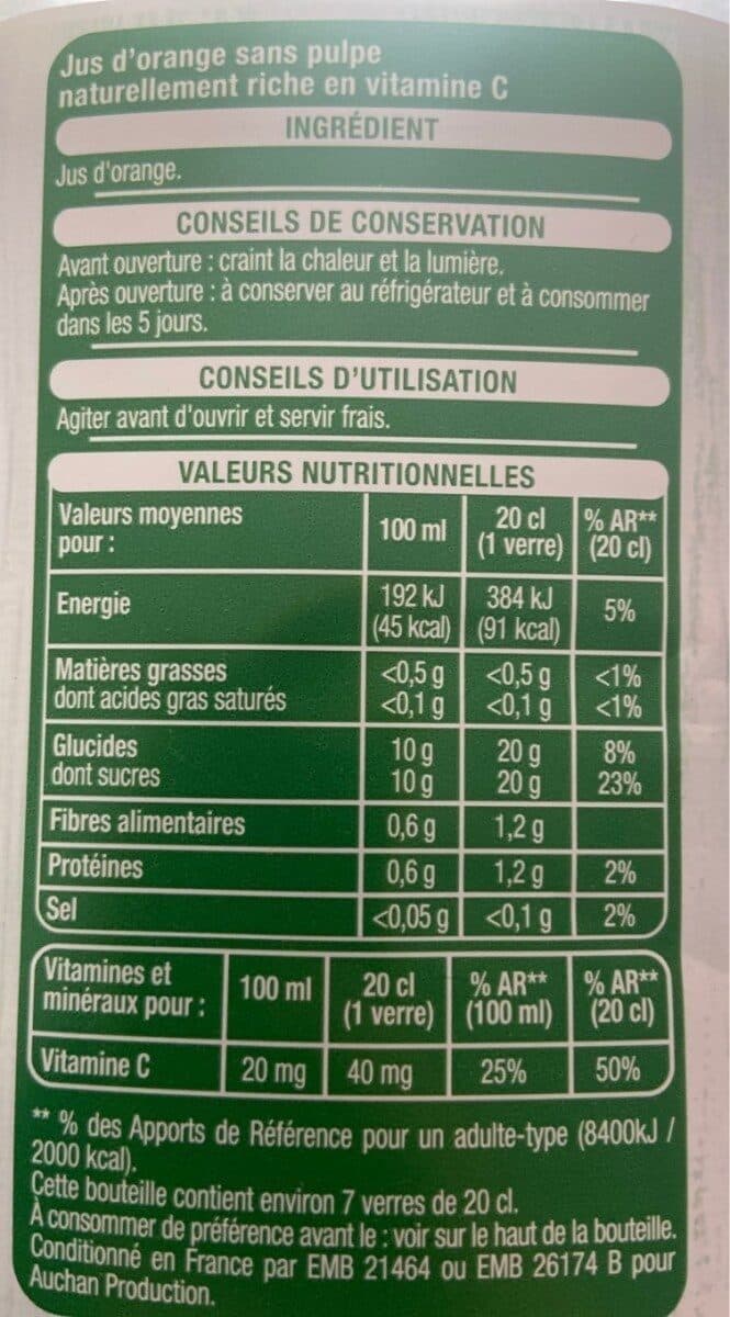 Auchan 100% Pur jus Orangesans pulpeRiche en vitamines CSans sucres ajoutés** Comme tous les jus de fruits. Contient les sucres naturellement présents dans les fruits. packshot