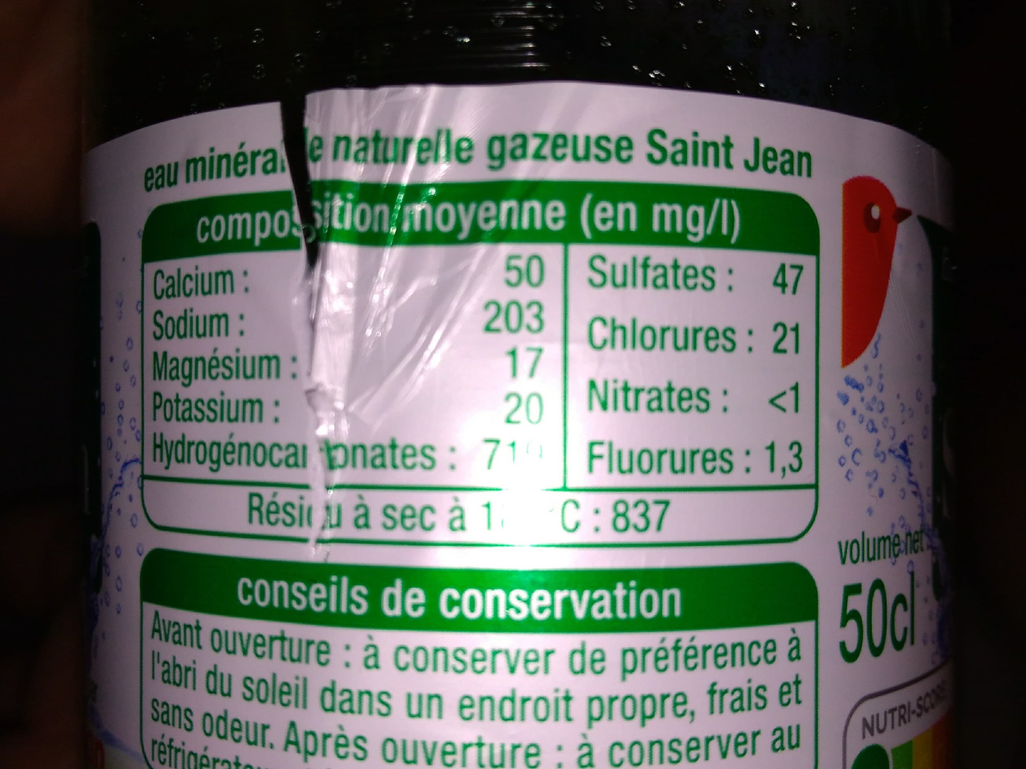 Auchan Eau Minérale Naturelle avec adjonction de gaz carbonique Source Saint Jean packshot