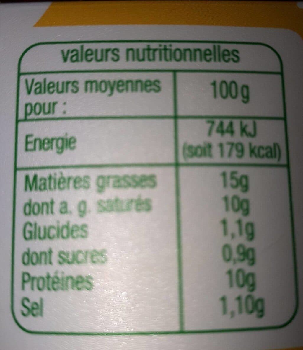 Auchan Pyramide de chèvre issue de l'agriculture biologique packshot