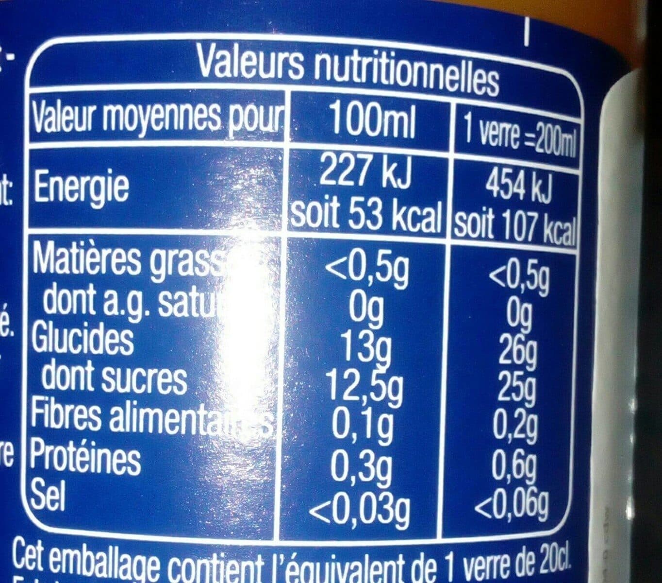Auchan Nectar Abricot à base de purée Teneur en fruits 40% minimum packshot