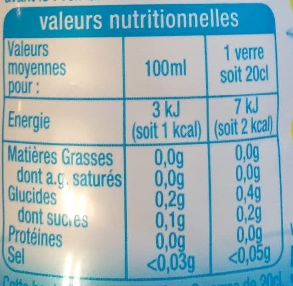 Auchan Eau de source aromatisée citron citron vert - sans sucres packshot