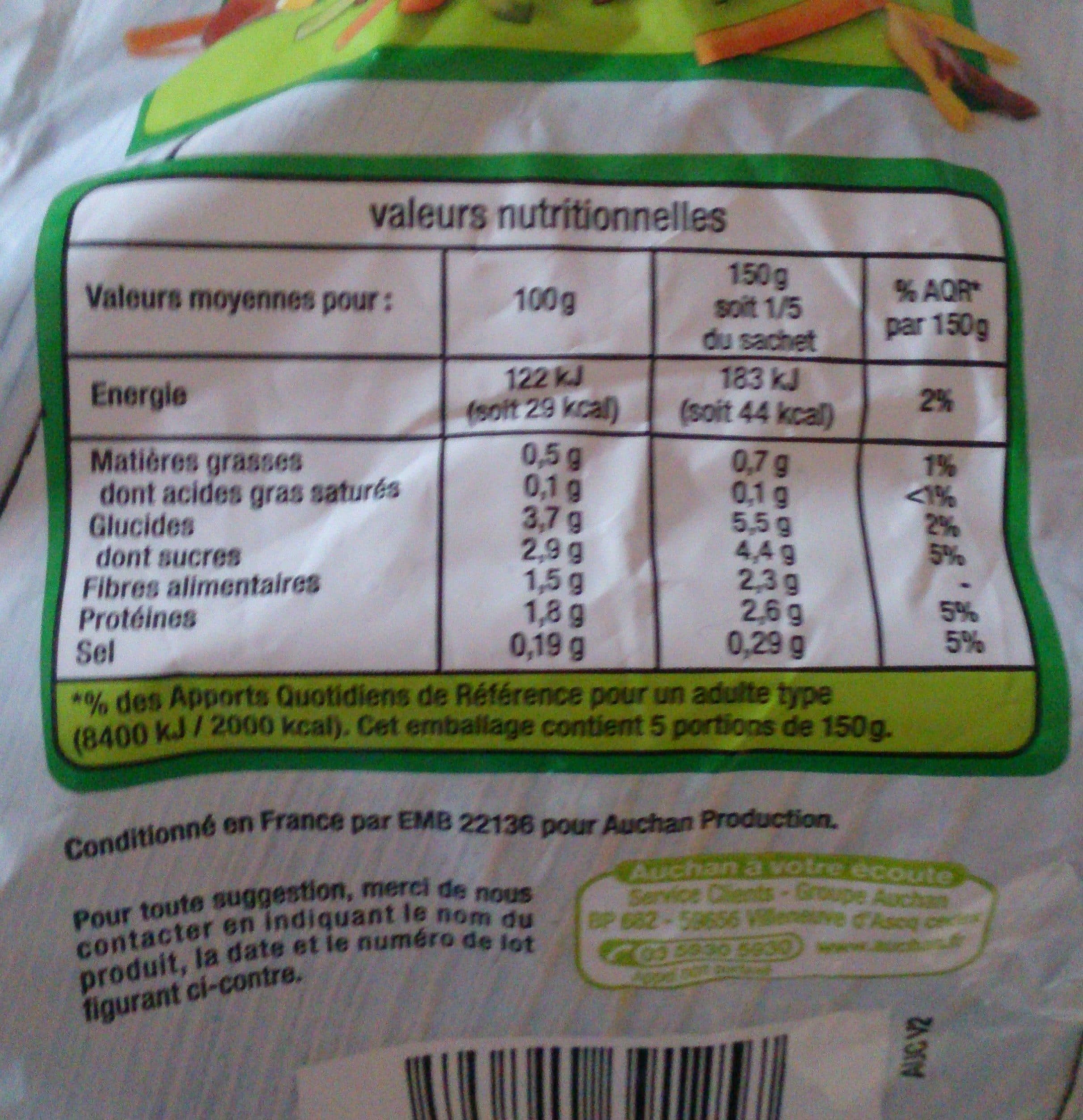Auchan Légumes pour wokcarottes, courgettes, germes de haricots mungo, poivrons jaunes, champignons noirs packshot
