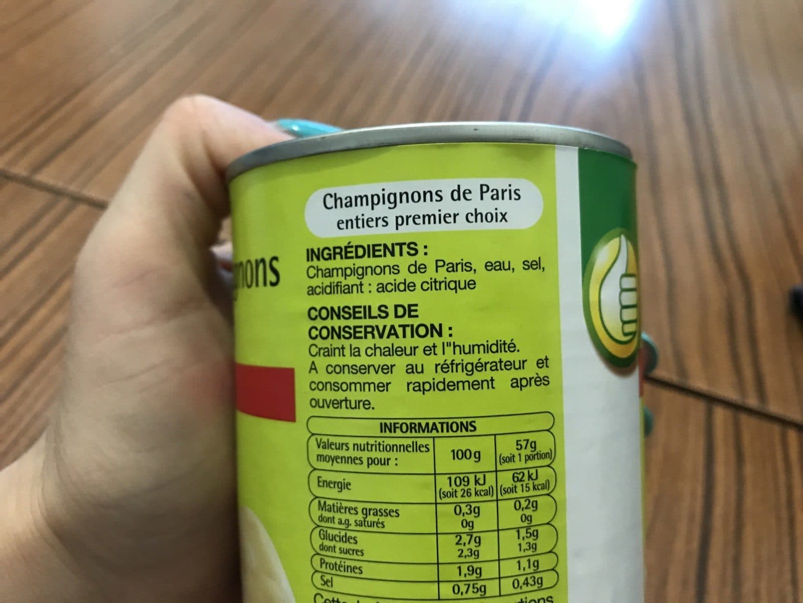 Auchan Pouce champignons entiers 1er choix boite 1/2 230g packshot