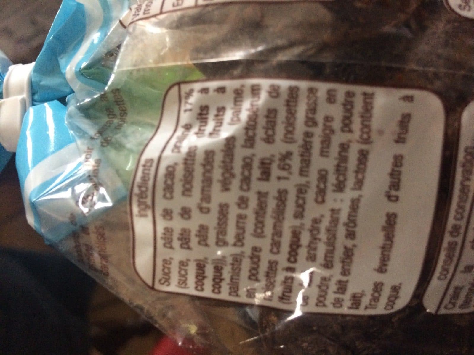Vendome Les Fritures pralinées Chocolat Noir - 49% de cacao - éclats de noisettes caramélisées packshot