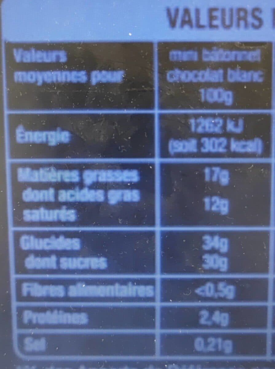 Auchan Mini bâtonnets lait amandes, blanc, noir, lait packshot