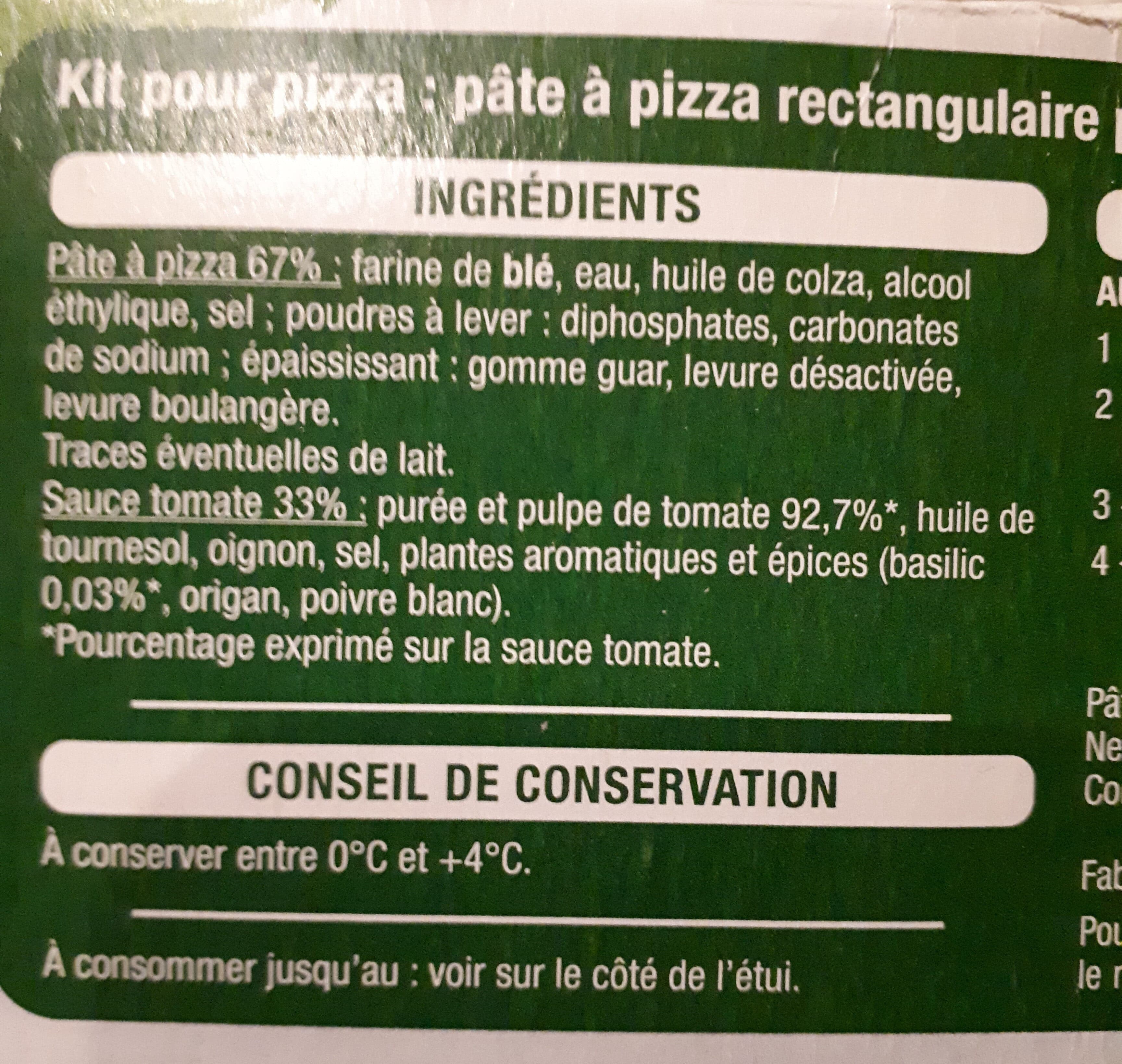 Auchan Kit PizzaRectangulaire et épaisse1 pâte à pizza + 1 sauce tomate packshot