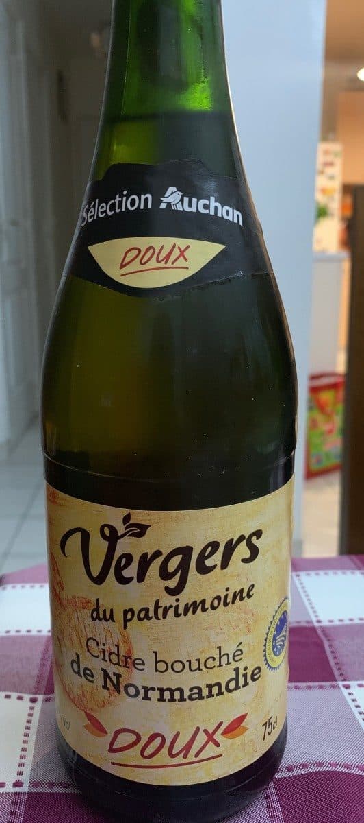 Vergers du patrimoine Cidre bouché de Normandie doux packshot