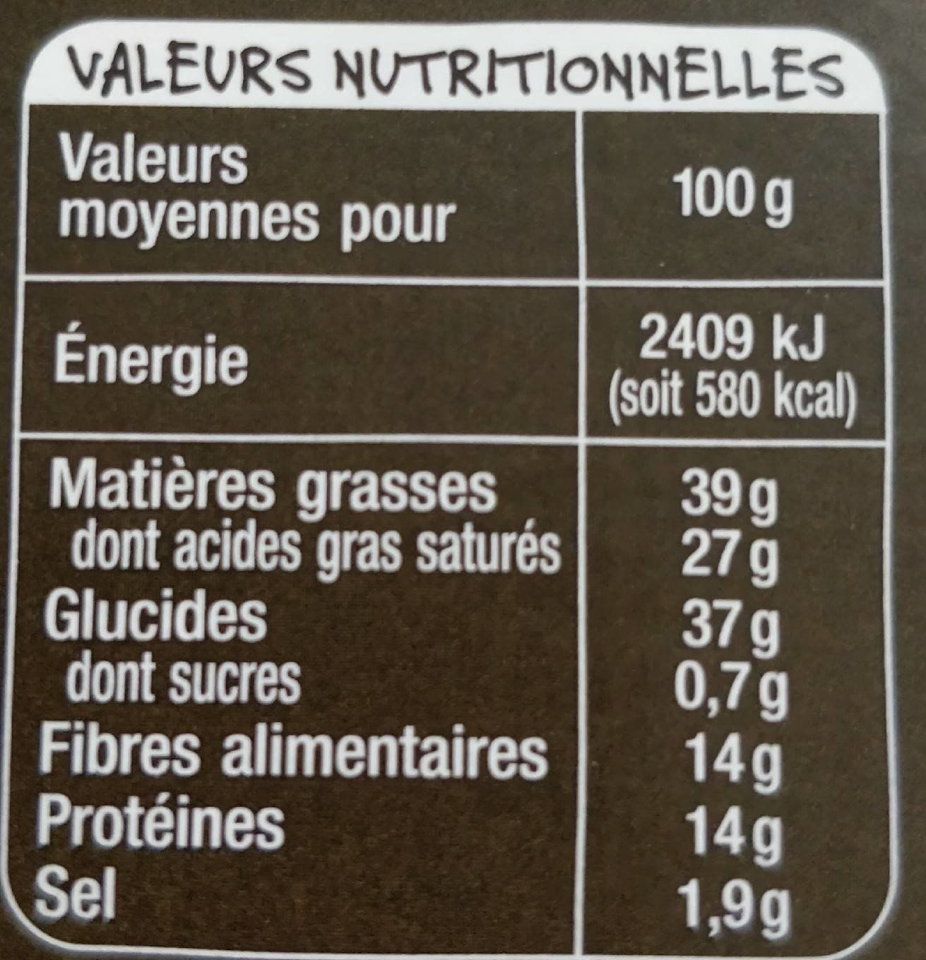 Auchan Feuilletés cheddar et oignon packshot