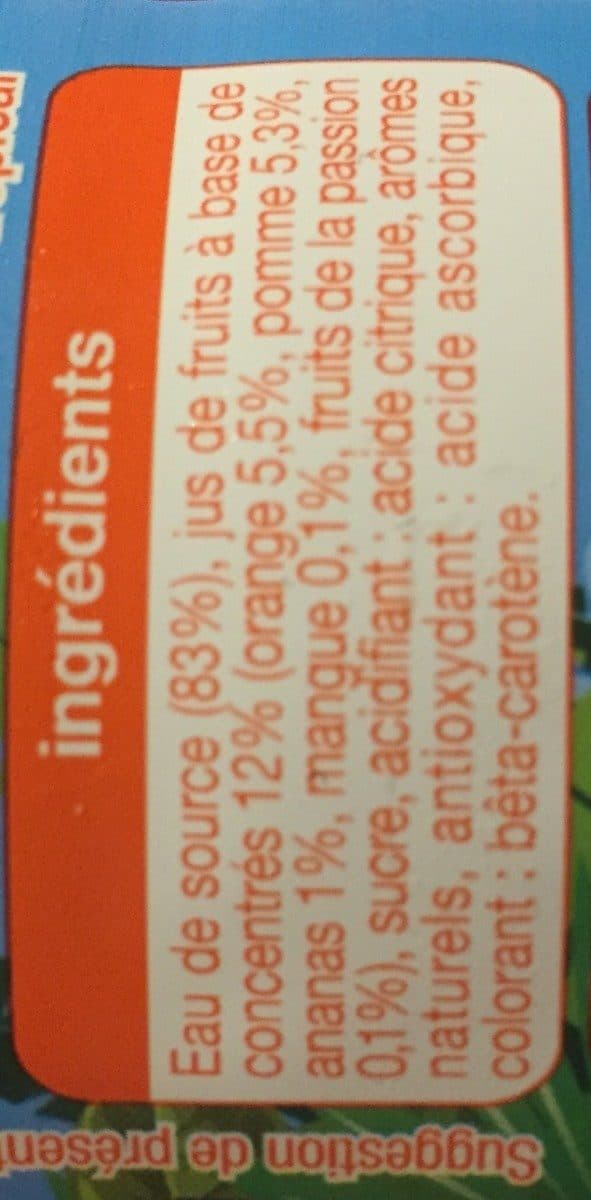 Auchan Boisson aux jus de fruits - tropical - à l'eau de source - Goût Tropical packshot