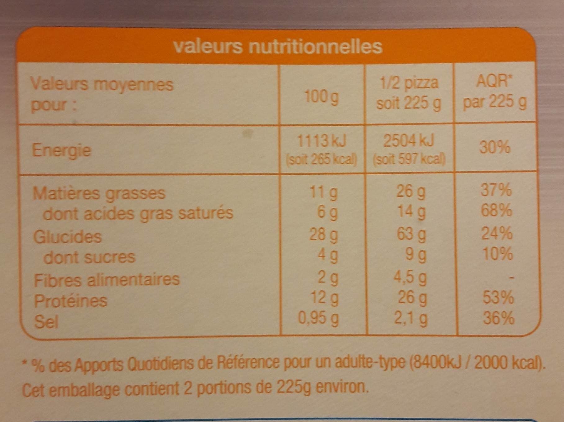 Auchan Bord fourréMega cheeseMozzarella, cheddar, oignons rouges, emmental packshot