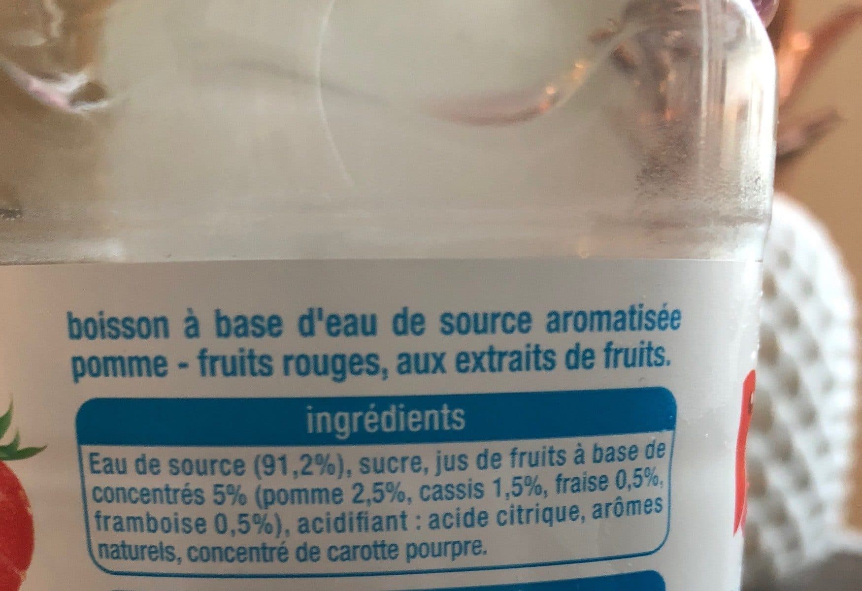 Auchan Eau de source saveur fruits rouges - avec jus de fruits packshot