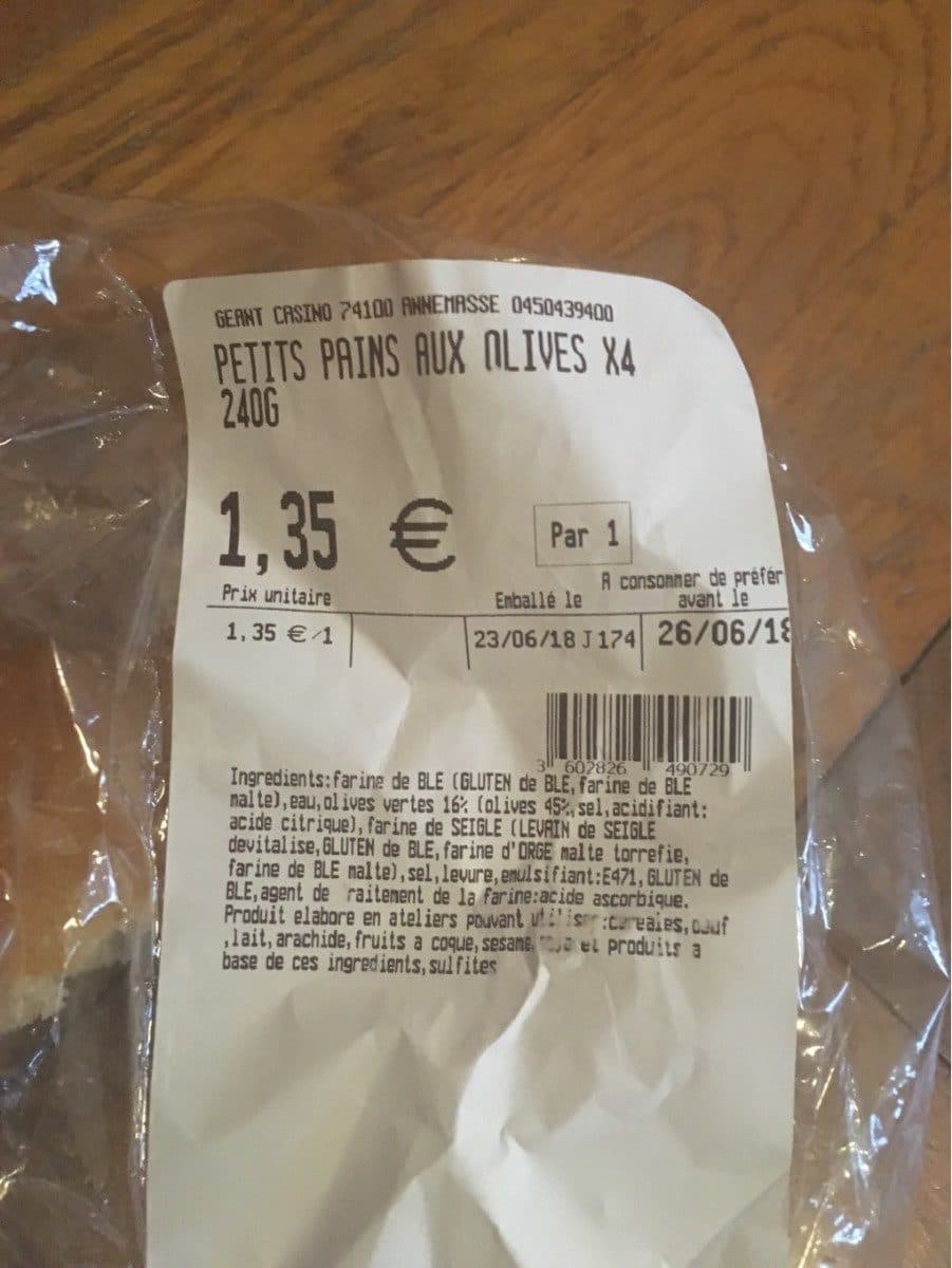 Open Food Facts Petit pain aux olives 240 g packshot