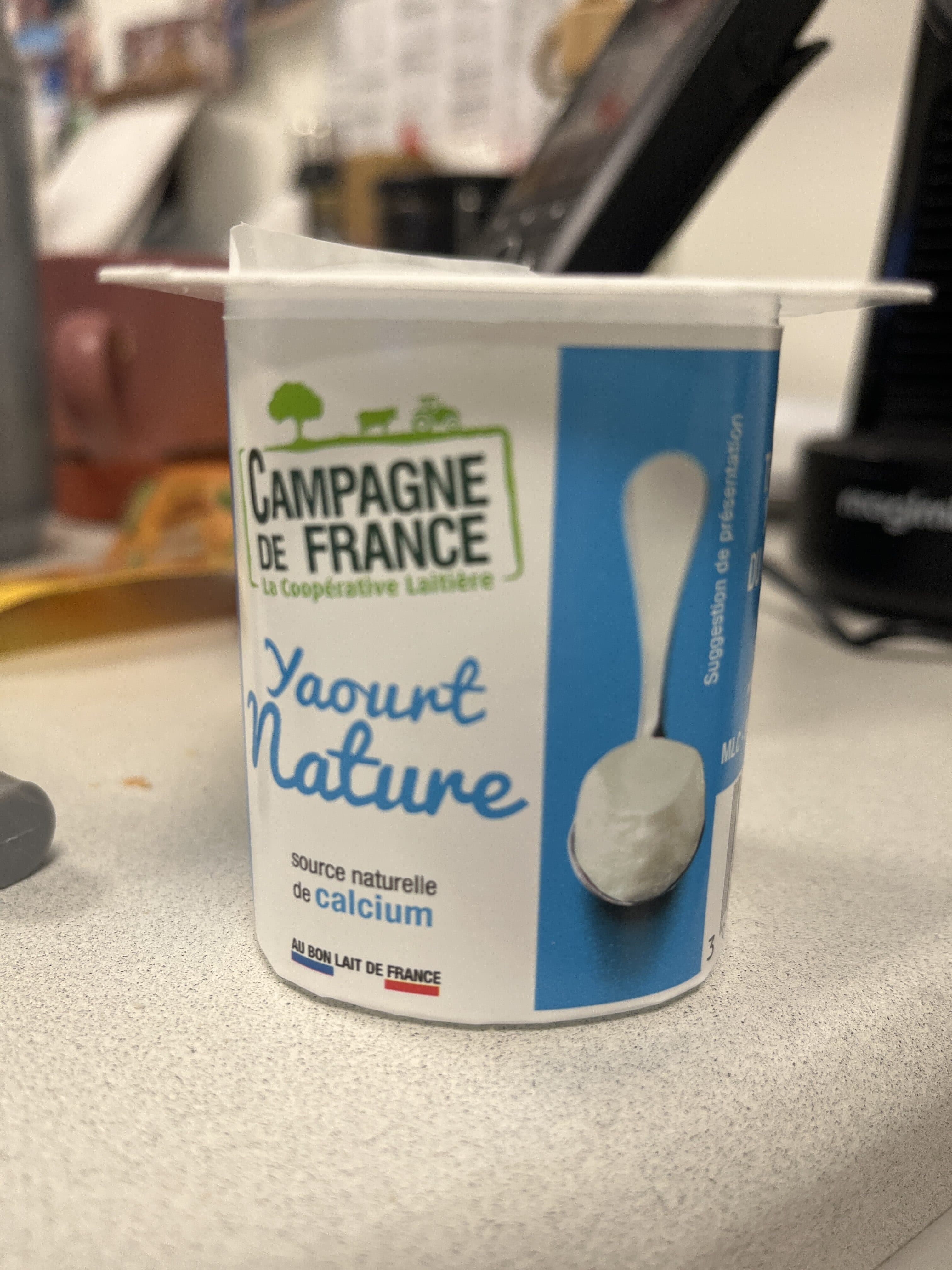 Campagne de france Yaourt nature packshot