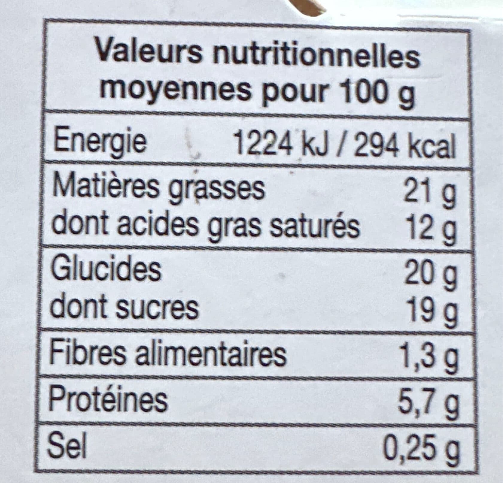 Bonne Maman Mousse aux oeufs frais chocolat au lait packshot