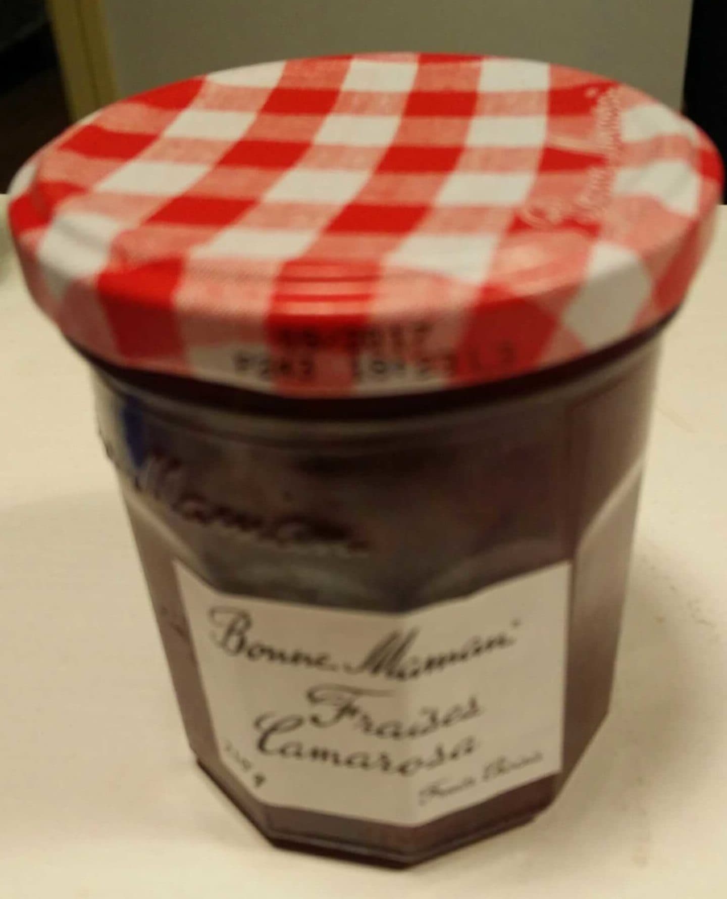 Bonne Maman Confiture Fraises Camarosa en Petits Morceaux packshot
