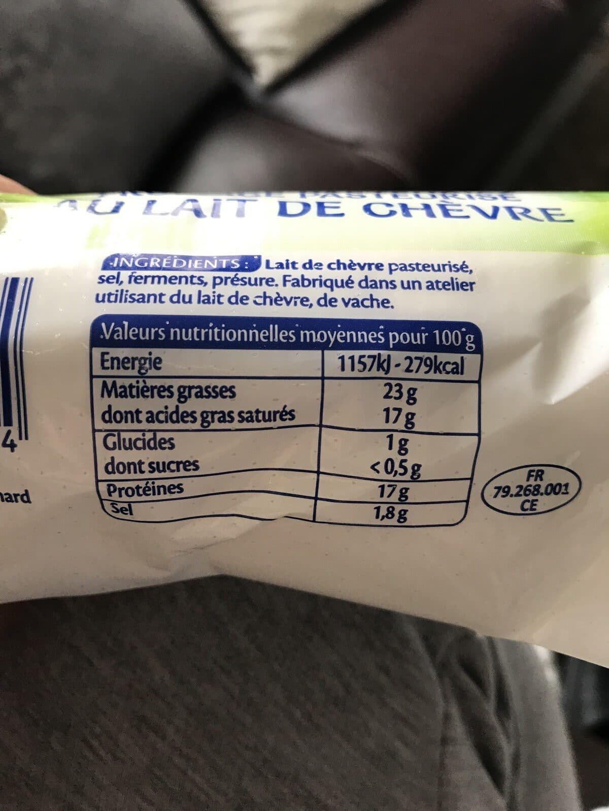 Open Food Facts Fromage pasteurisé au lait de chèvre packshot