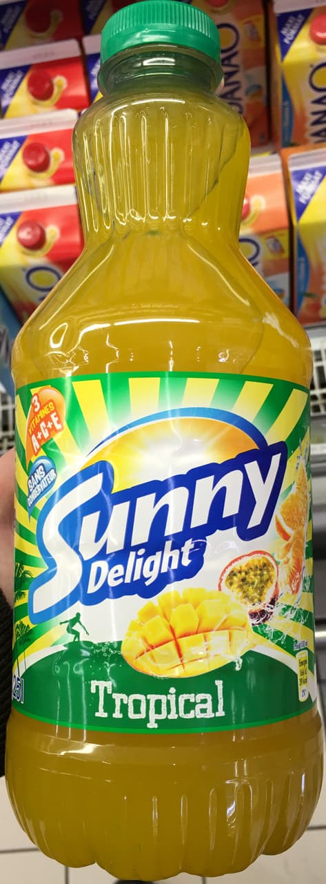Sunny Delight Tropical packshot