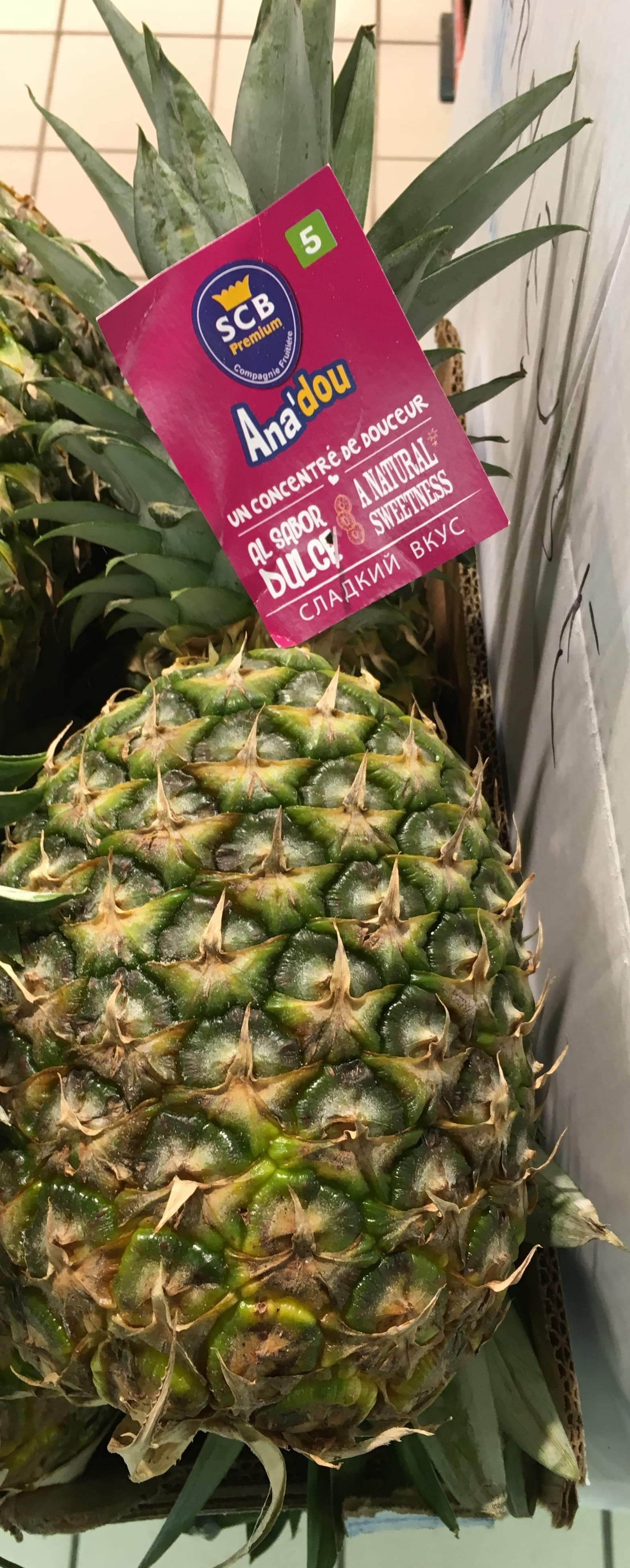Ana'dou Ananas packshot