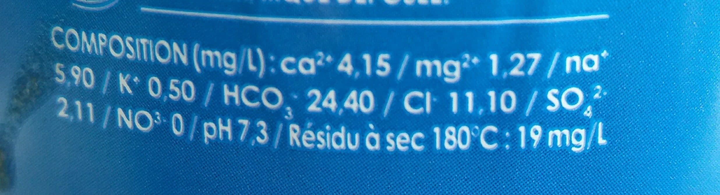 nan'nie Eau plate packshot