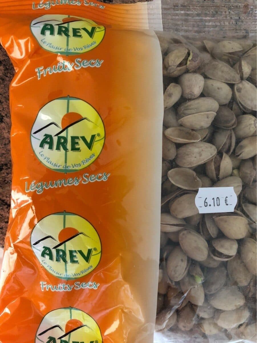 Arev Pistache packshot