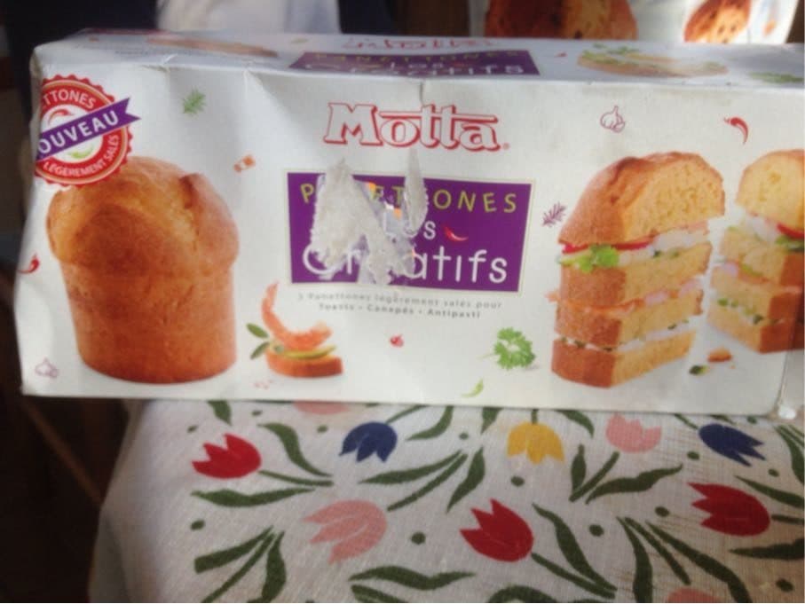 Les Creatifs Panettones packshot