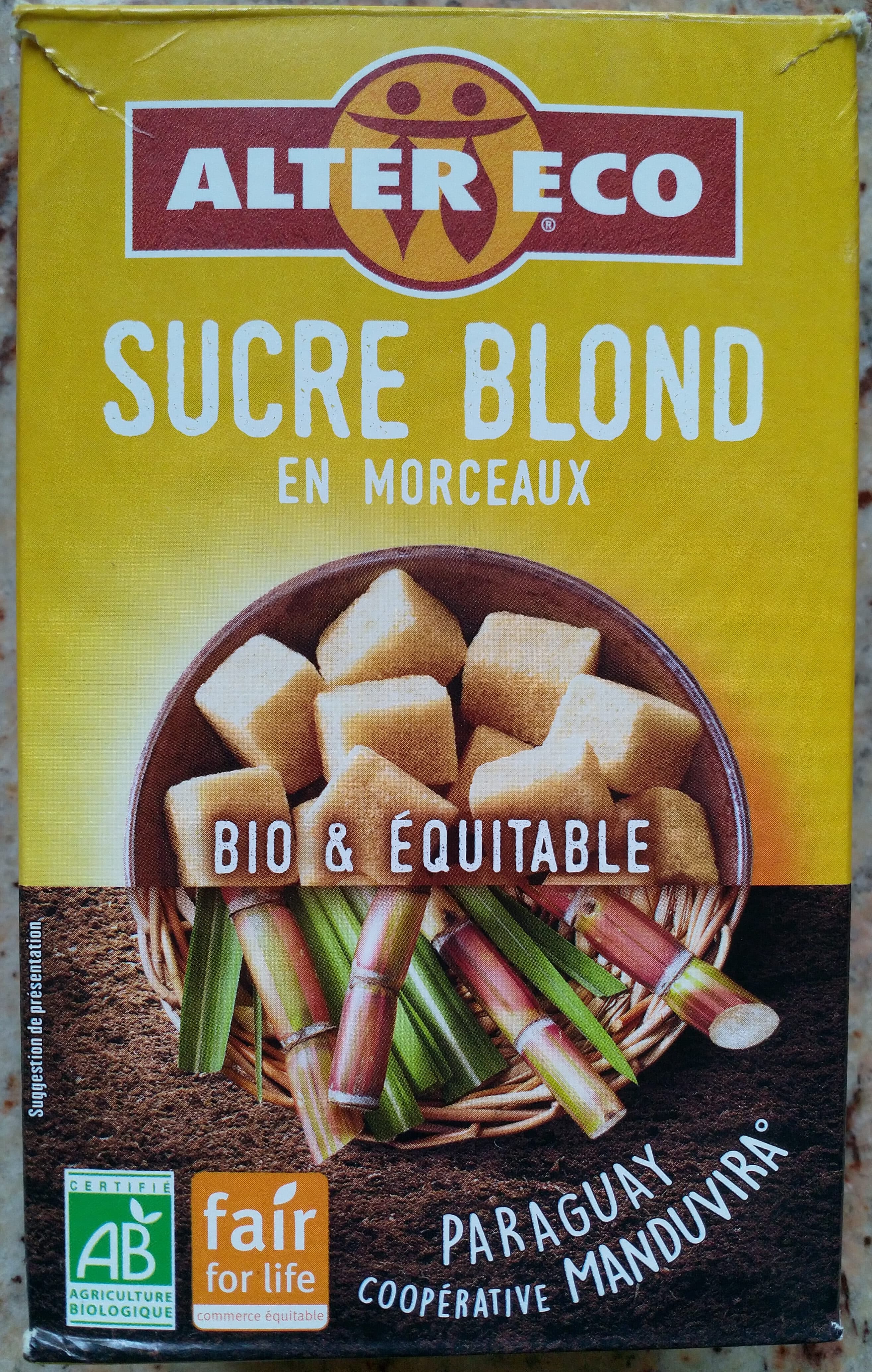 Alter Eco Sucre Blond en morceaux packshot