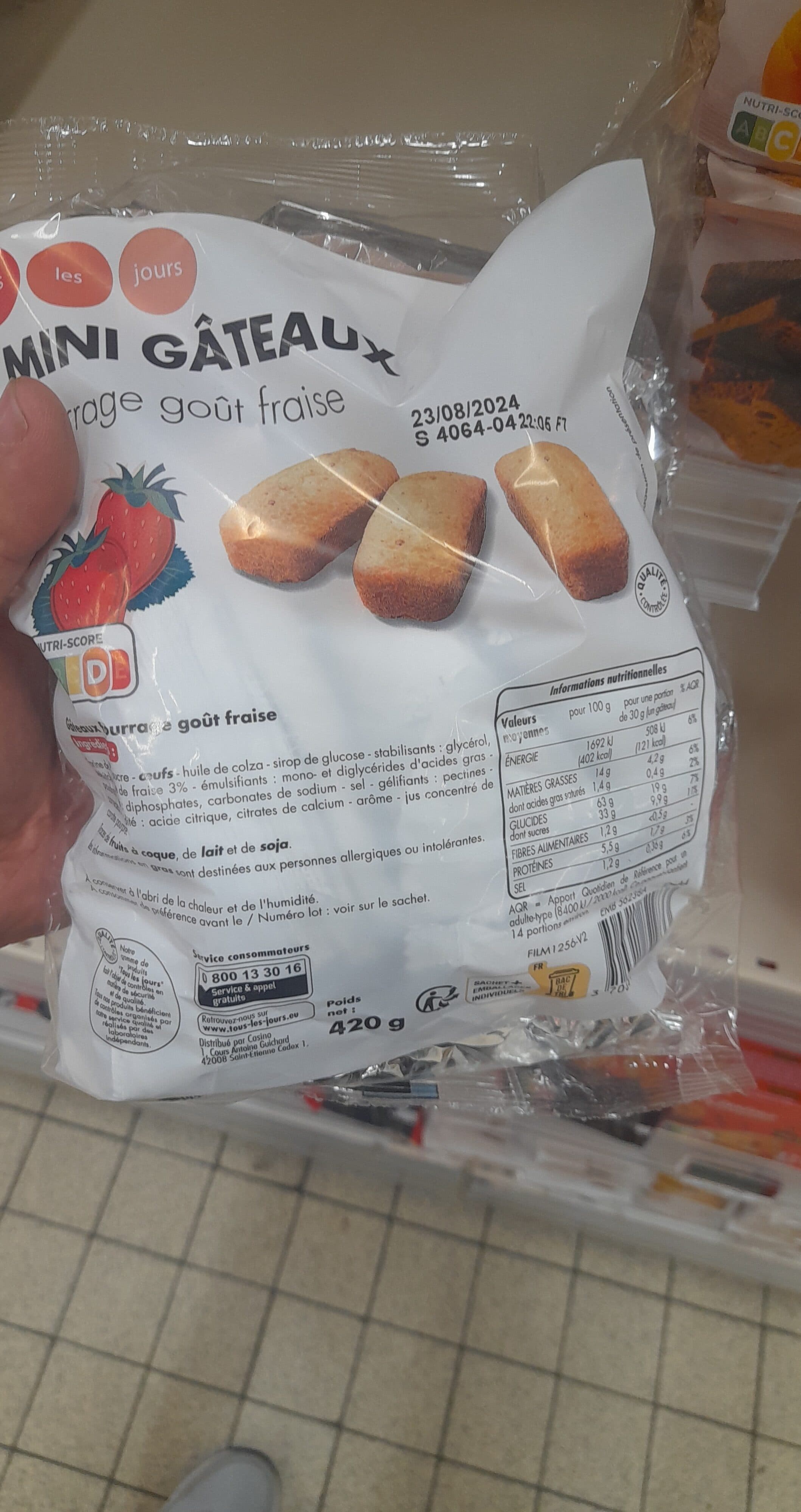 Tous les jours Mini gâteaux fourrage goût fraise packshot